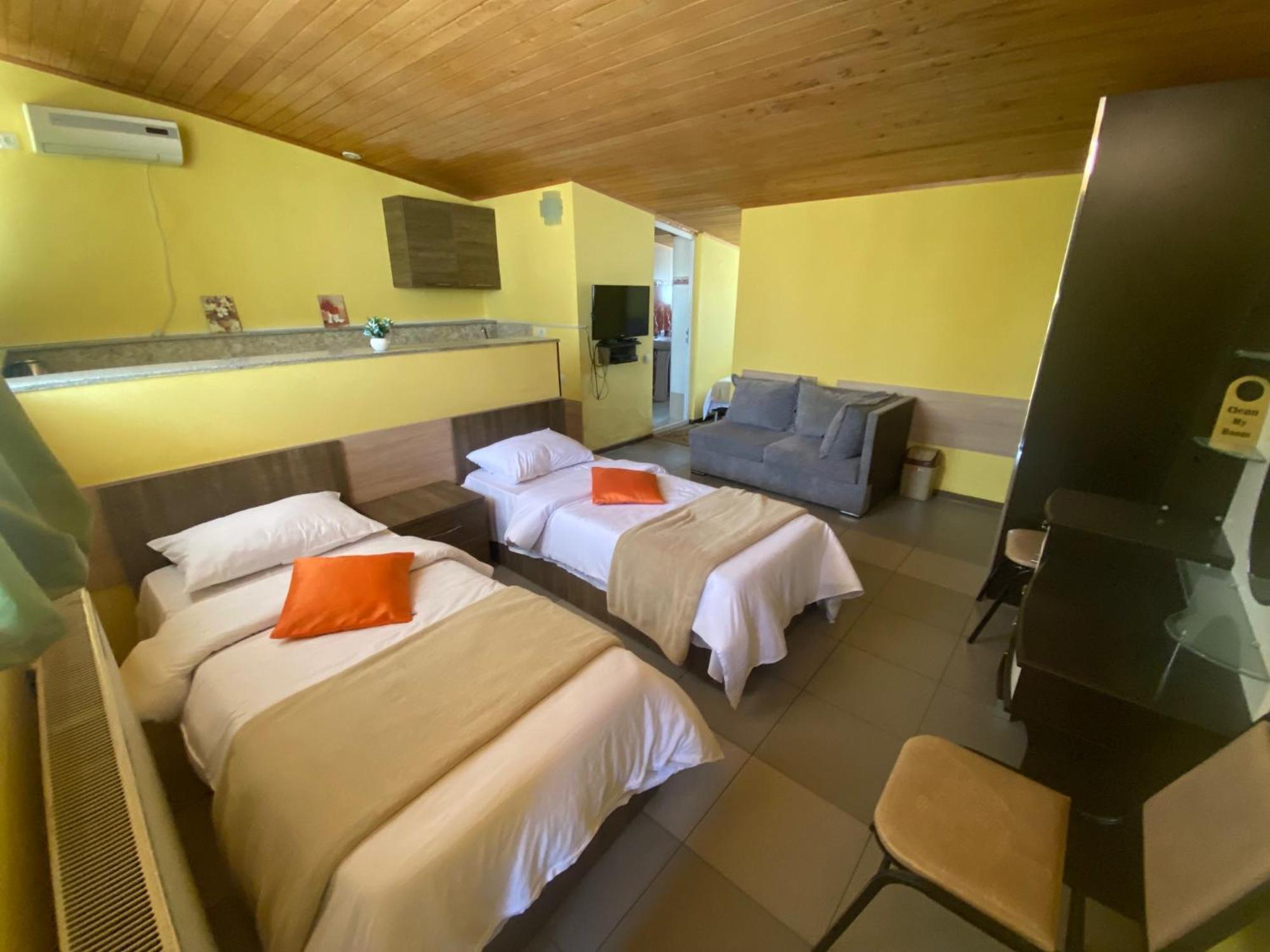Park Hotel Tbilisi Zewnętrze zdjęcie