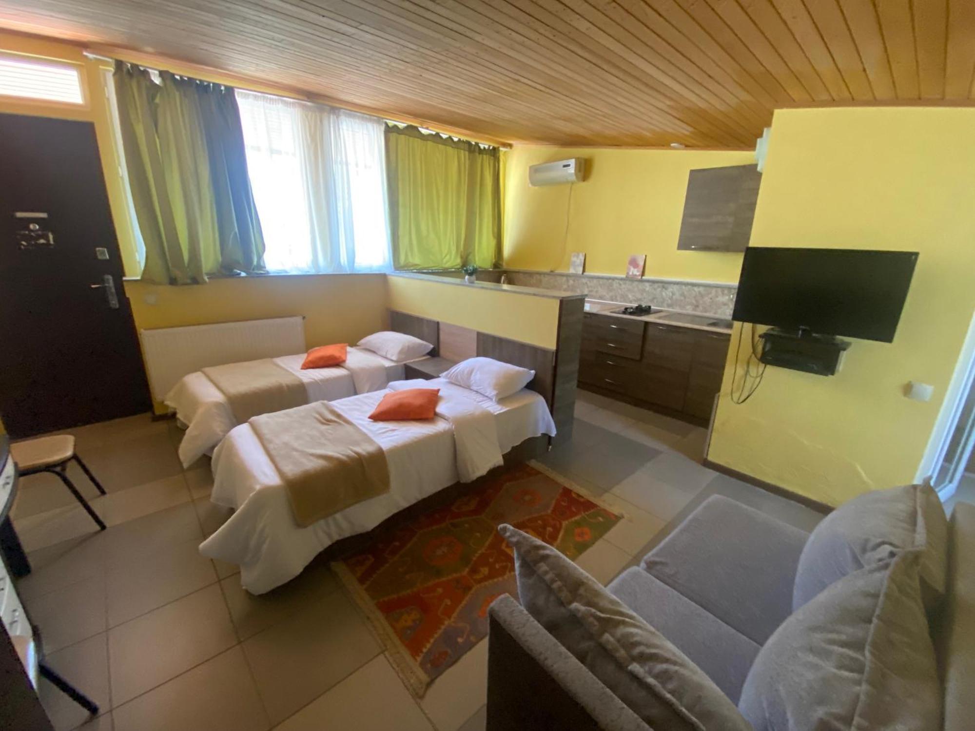Park Hotel Tbilisi Zewnętrze zdjęcie